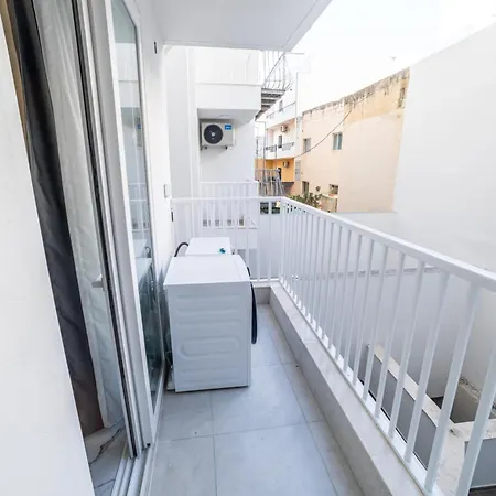 New, Stylish And Modern 1br Apartman