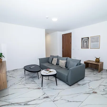 New, Stylish And Modern 1br