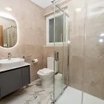 New, Stylish And Modern 1br - By Hostmt * סיינט פול ביי